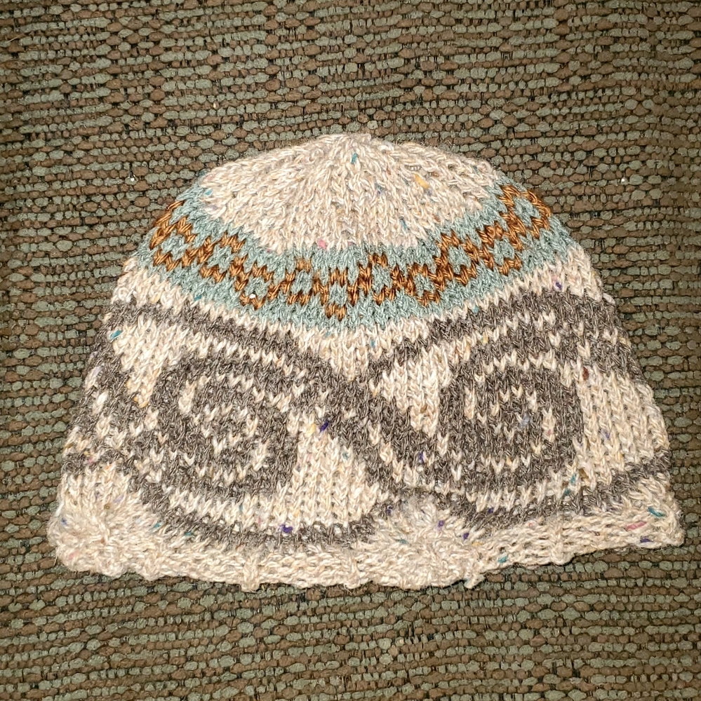 Hand knit celtic knot fair isle beanie